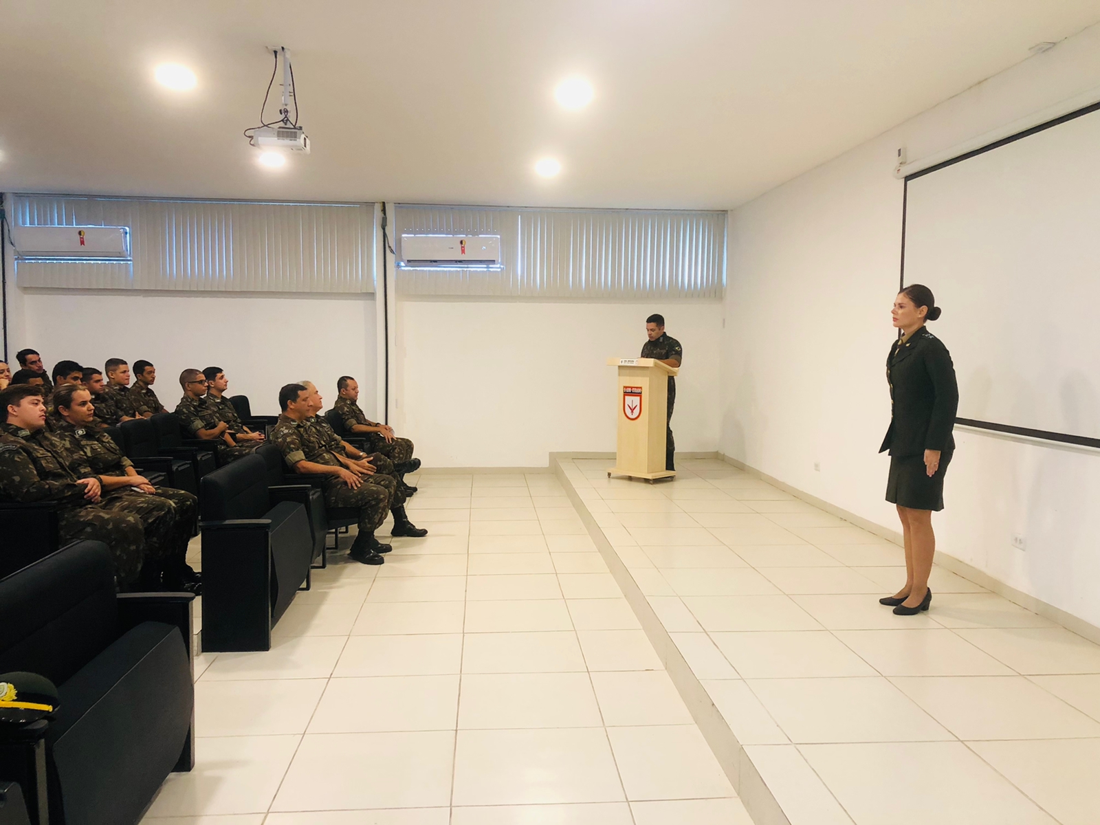 Base Administrativa do Curado Apresentação e despedida